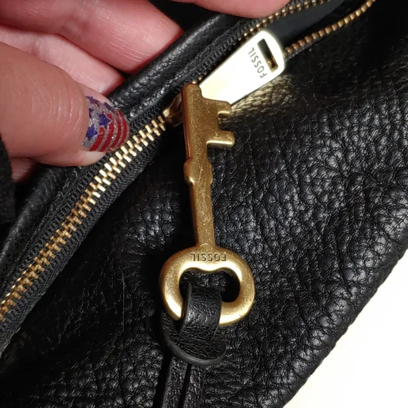 Fossil Genuine Leather Crossbody Bag - Picture 17 of 17